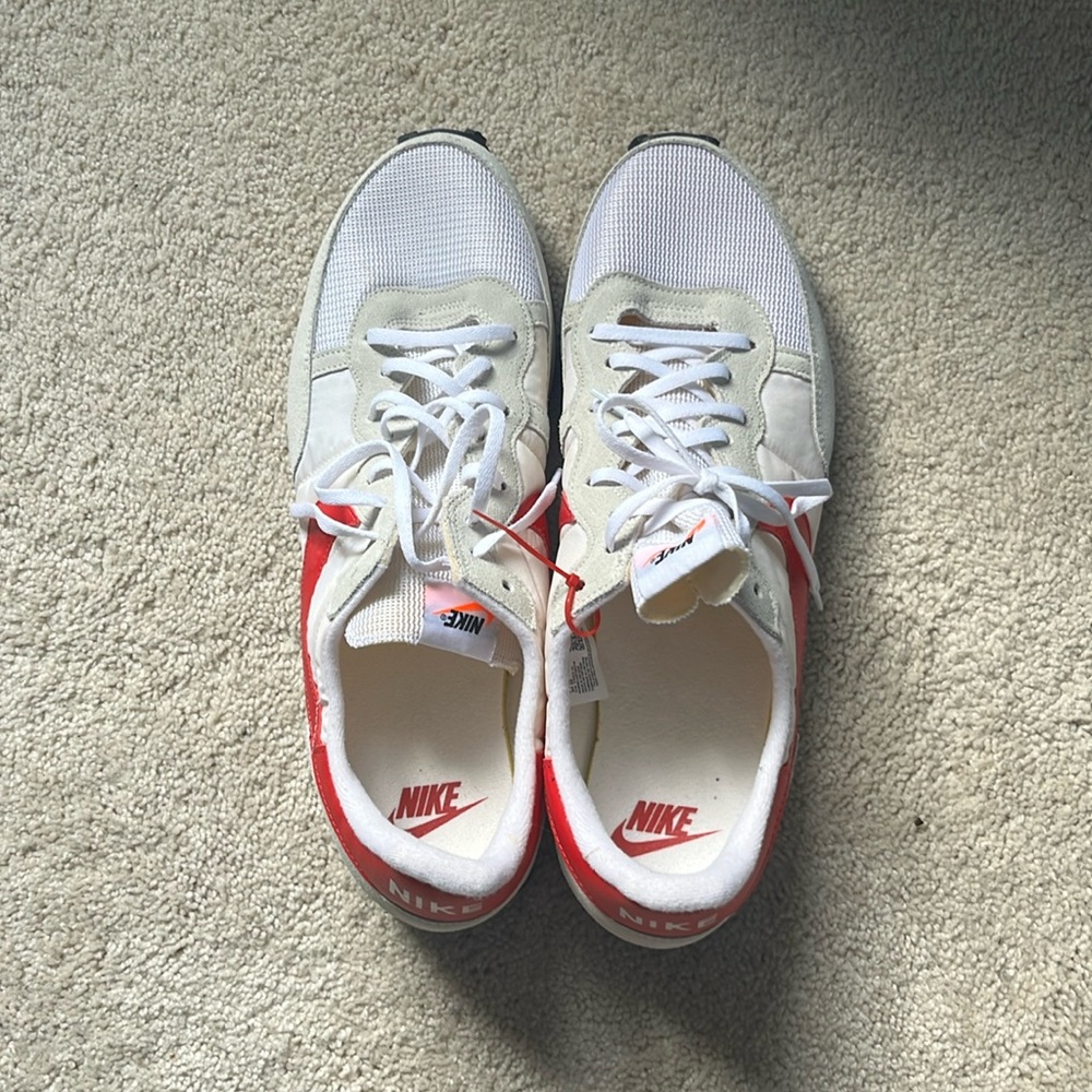 Nike shoes